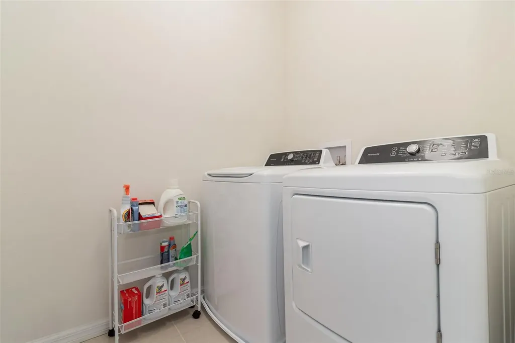 9731 Pepper Tree Trail Wildwood FL 34785
