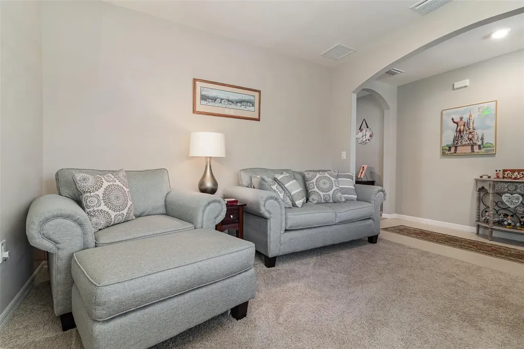 9731 Pepper Tree Trail Wildwood FL 34785