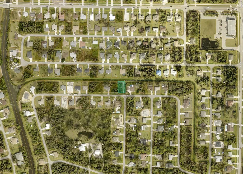 Tupelo (lot 14) Avenue North Port FL 34286