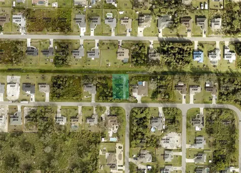 Tupelo (lot 14) Avenue North Port FL 34286