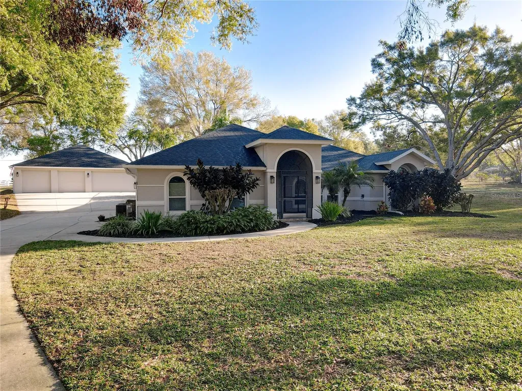 5813 Lake Emma Court Groveland FL 34736