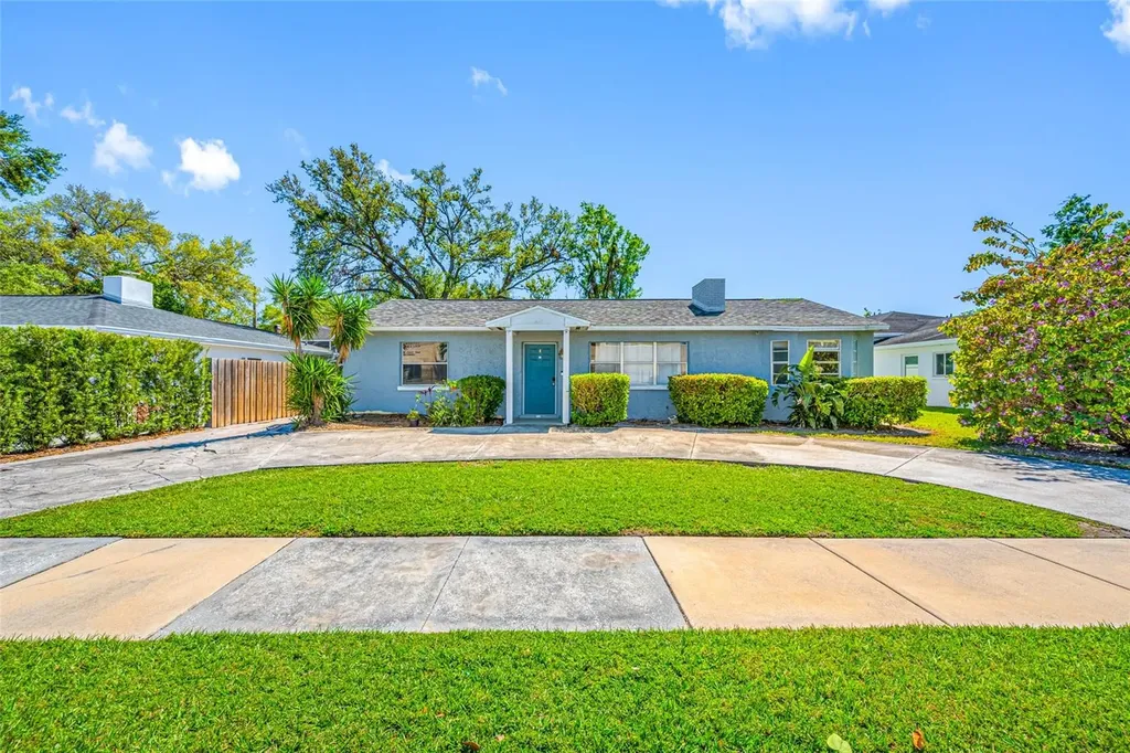 3310 W Swann Avenue Tampa FL 33609