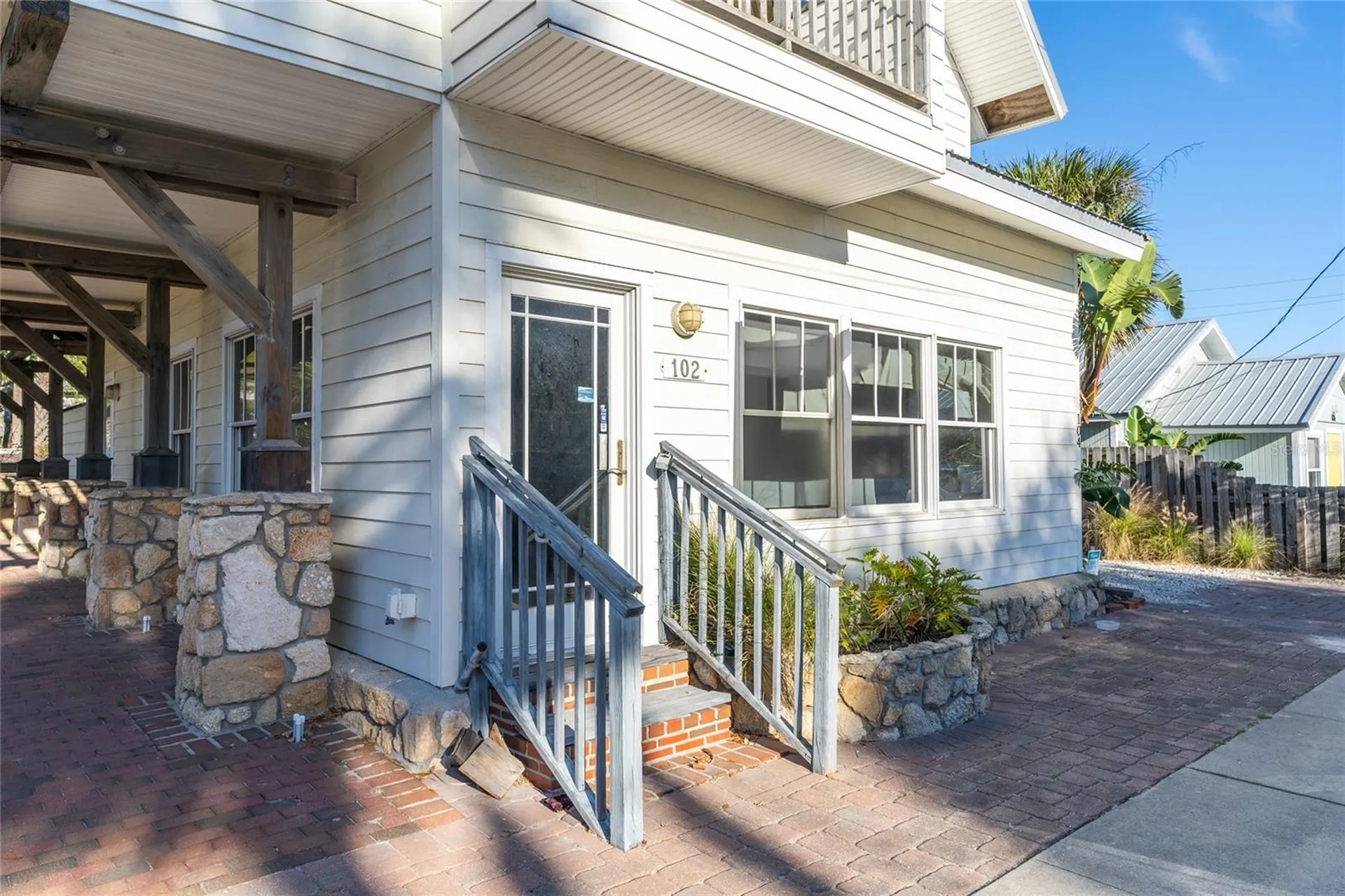 104 N Pine Street New Smyrna Beach FL 32169