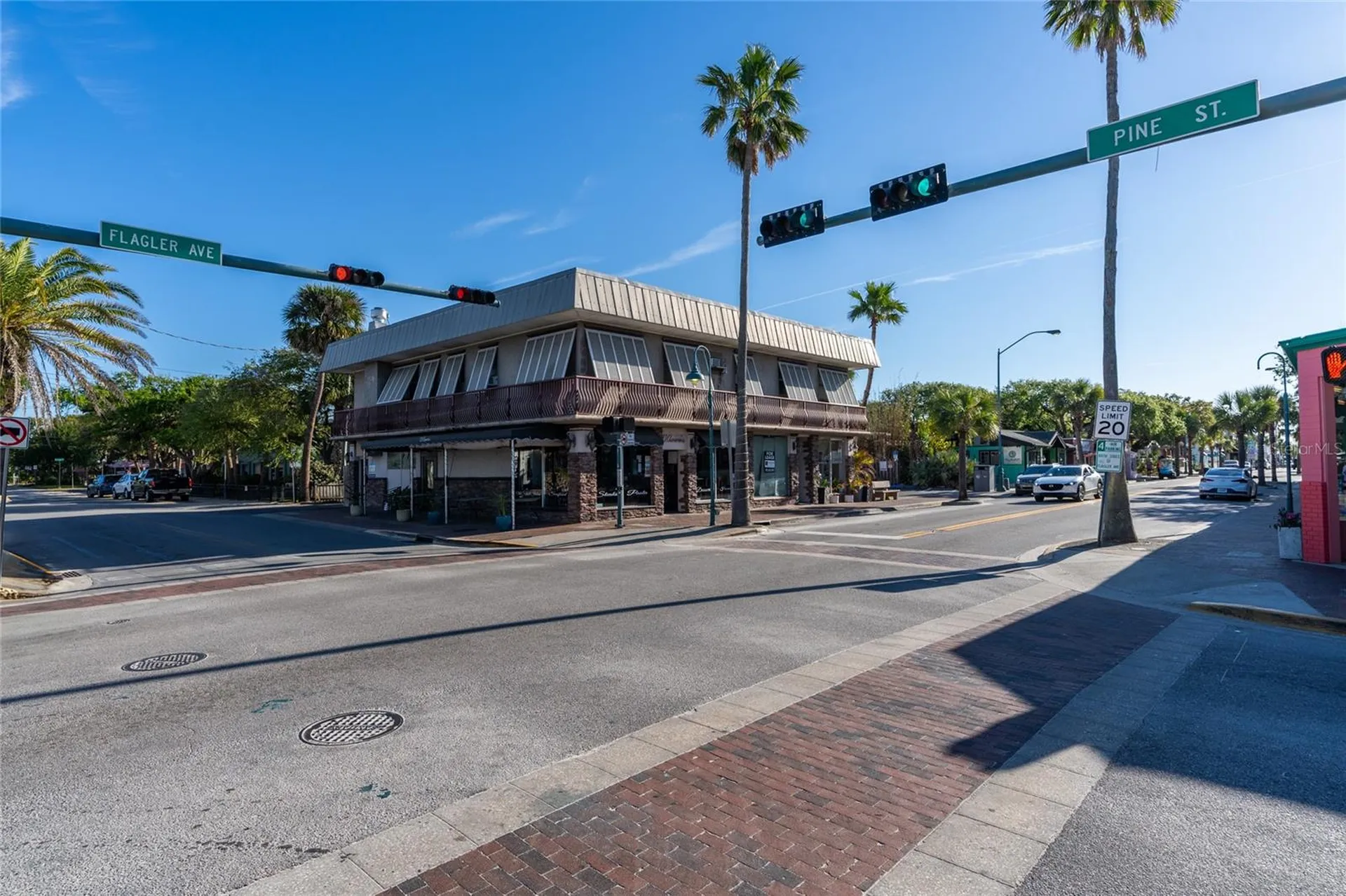 104 N Pine Street New Smyrna Beach FL 32169