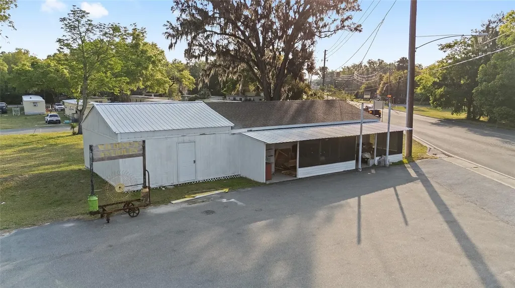 6221 SE 110th Street Belleview FL 34420