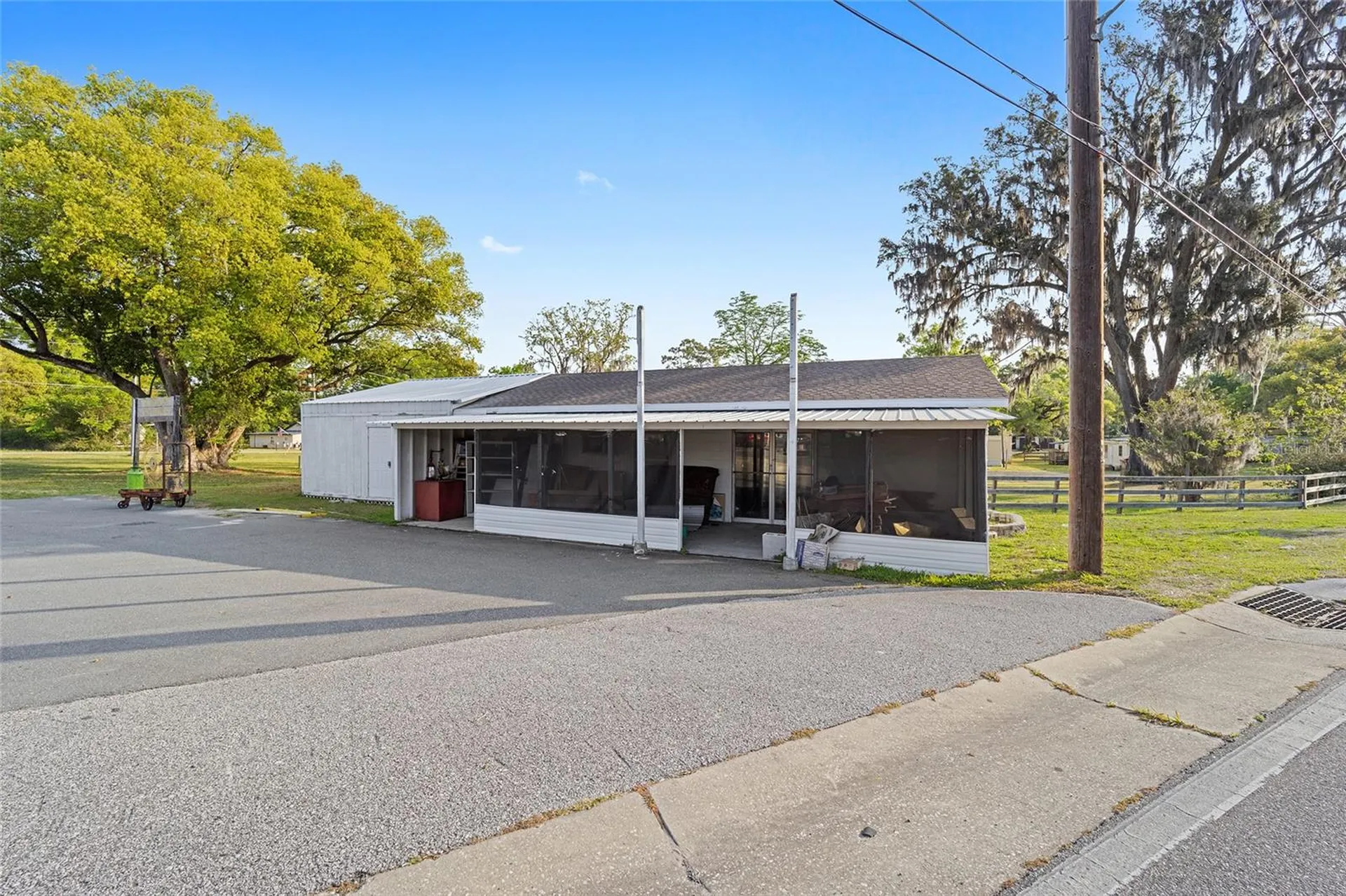 6221 SE 110th Street Belleview FL 34420