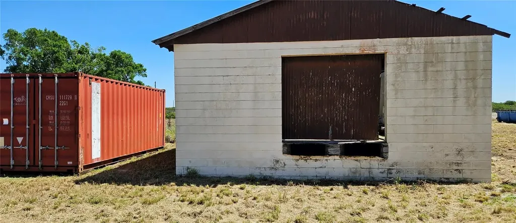 321 Davis Bros Road Frostproof FL 33843