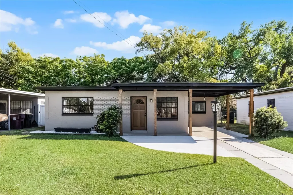 912 Citrus Street Orlando FL 32805