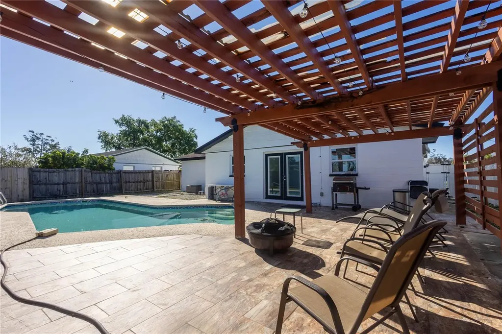 724 Tradewinds Drive Brandon FL 33511