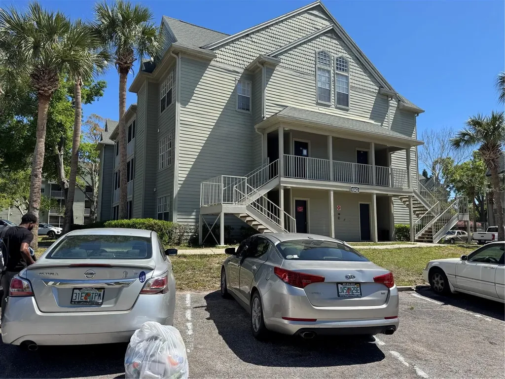 6142 Westgate Drive Orlando FL 32835