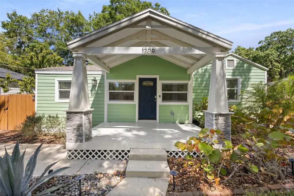 1206 E Hamilton Avenue Tampa FL 33604