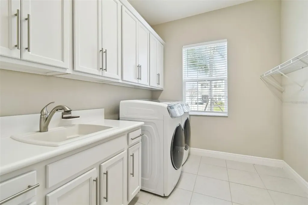 2709 Coco Palm Circle Wesley Chapel FL 33543