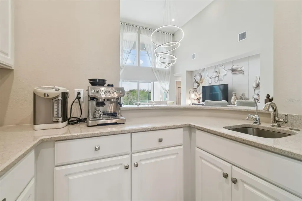 2709 Coco Palm Circle Wesley Chapel FL 33543