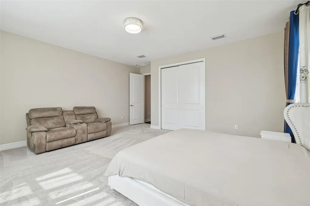 2709 Coco Palm Circle Wesley Chapel FL 33543