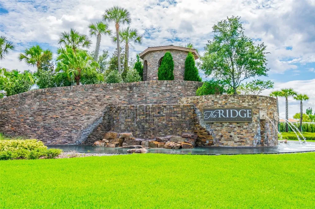 2709 Coco Palm Circle Wesley Chapel FL 33543