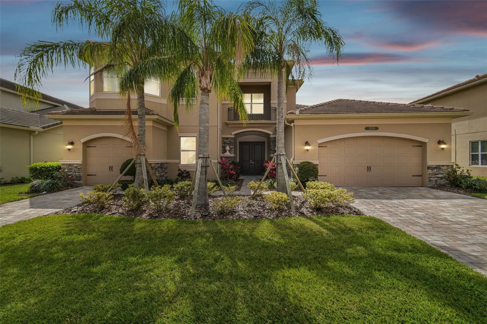 2709 Coco Palm Circle Wesley Chapel FL 33543