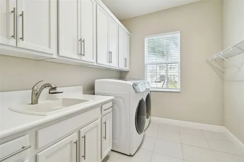 2709 Coco Palm Circle Wesley Chapel FL 33543