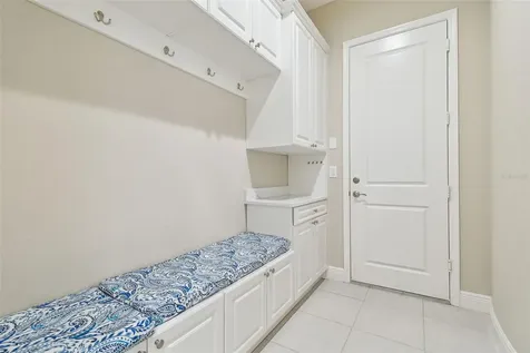 2709 Coco Palm Circle Wesley Chapel FL 33543