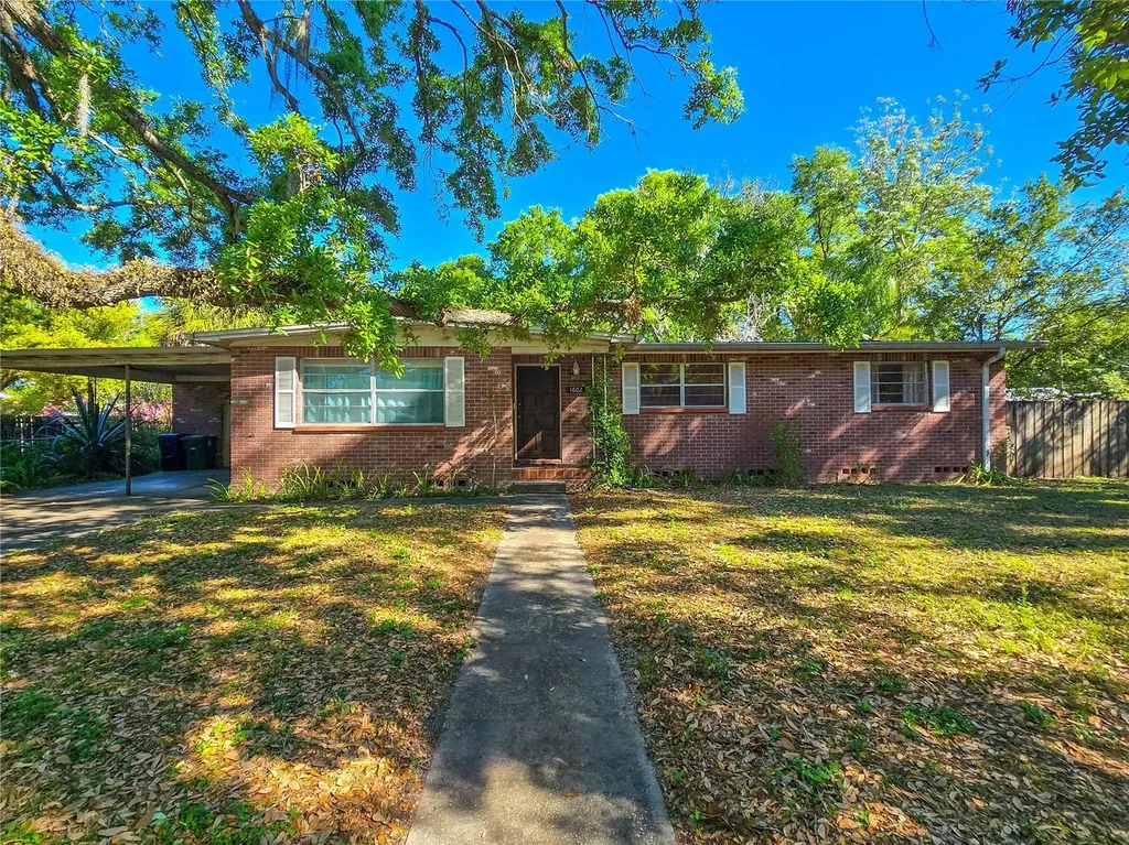 1602 E Henry Avenue Tampa FL 33610