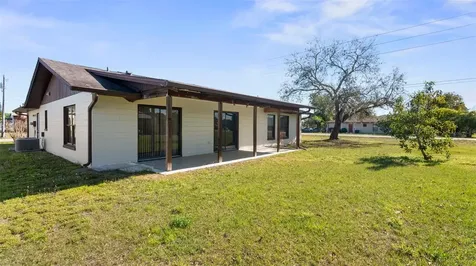 681 Madrid Drive Kissimmee FL 34758