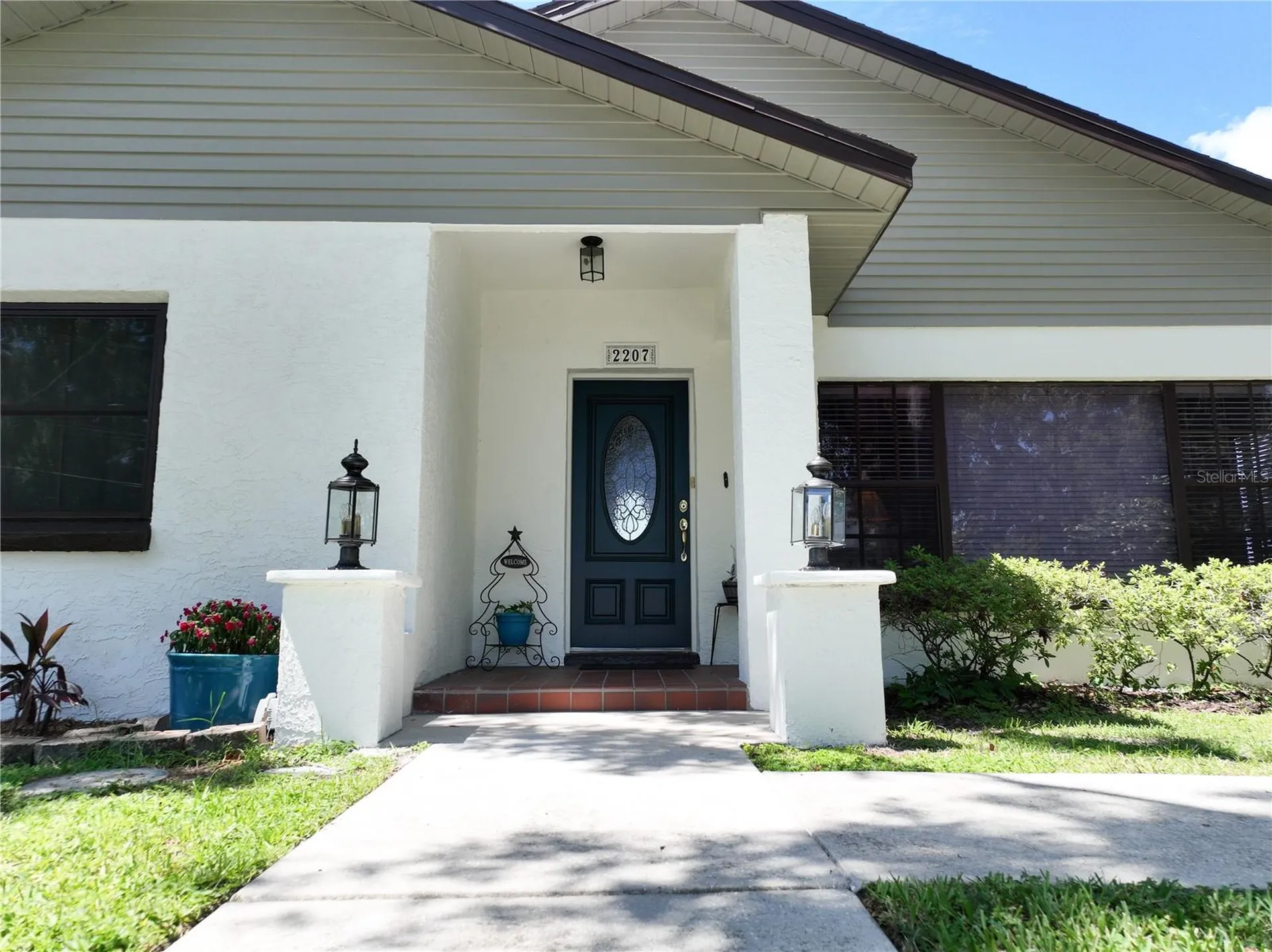 2207 W Ohio Avenue Tampa FL 33607