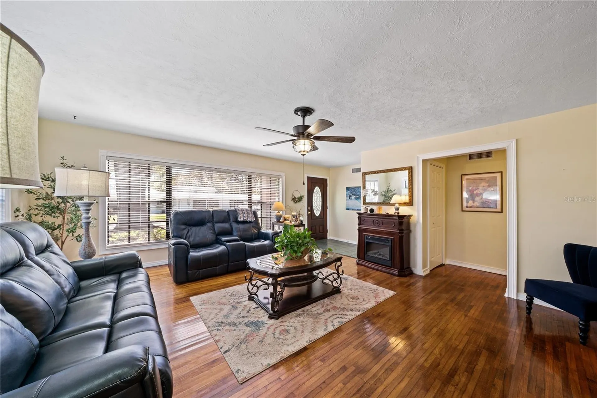 2207 W Ohio Avenue Tampa FL 33607
