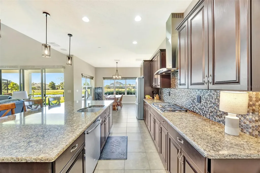 6324 Brevada Lane Apollo Beach FL 33572