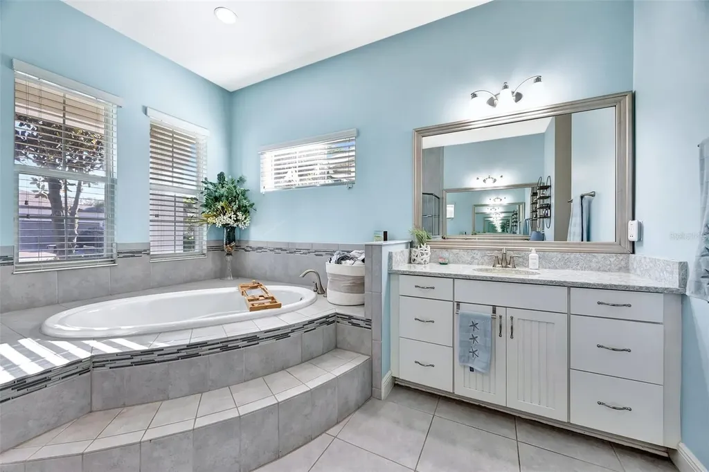 6324 Brevada Lane Apollo Beach FL 33572