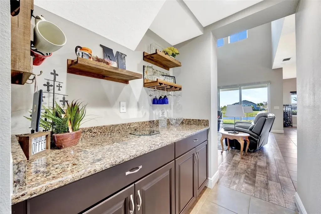 6324 Brevada Lane Apollo Beach FL 33572