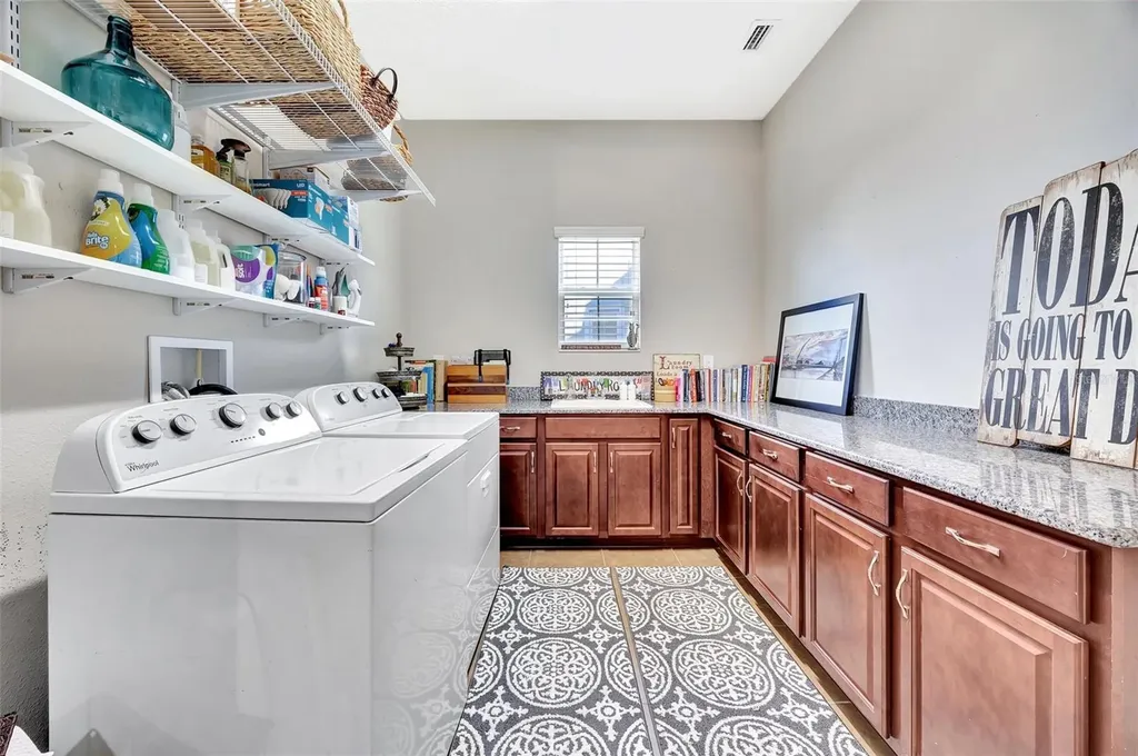 6324 Brevada Lane Apollo Beach FL 33572