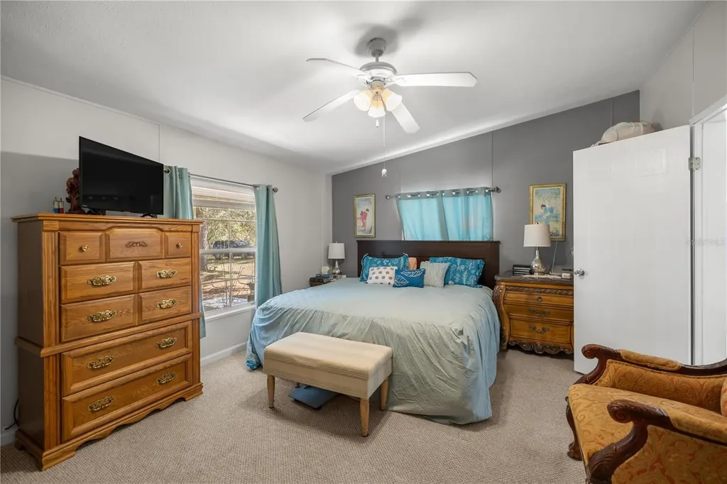 2670 SE 141st Avenue Morriston FL 32668