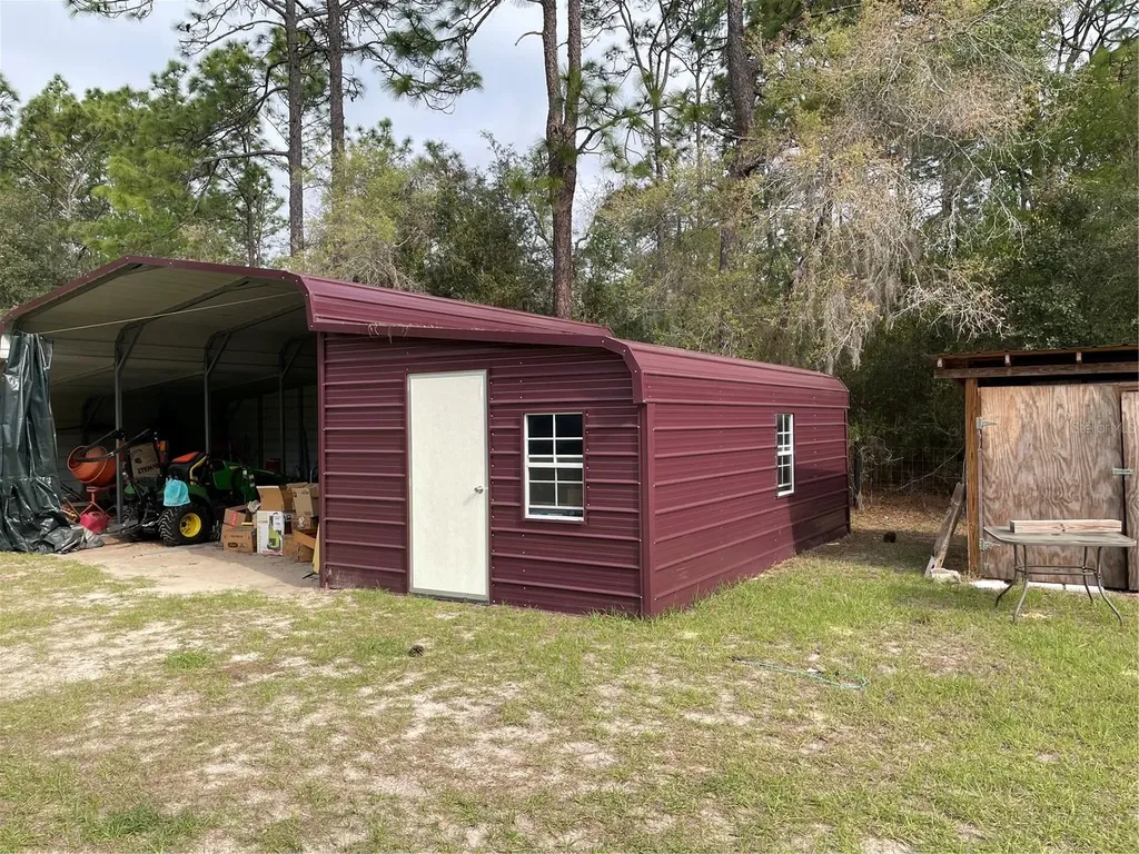 2670 SE 141st Avenue Morriston FL 32668
