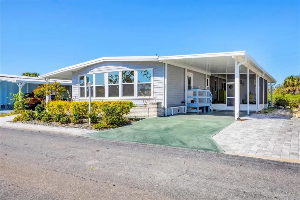 985 Jolanda Circle Venice FL 34285
