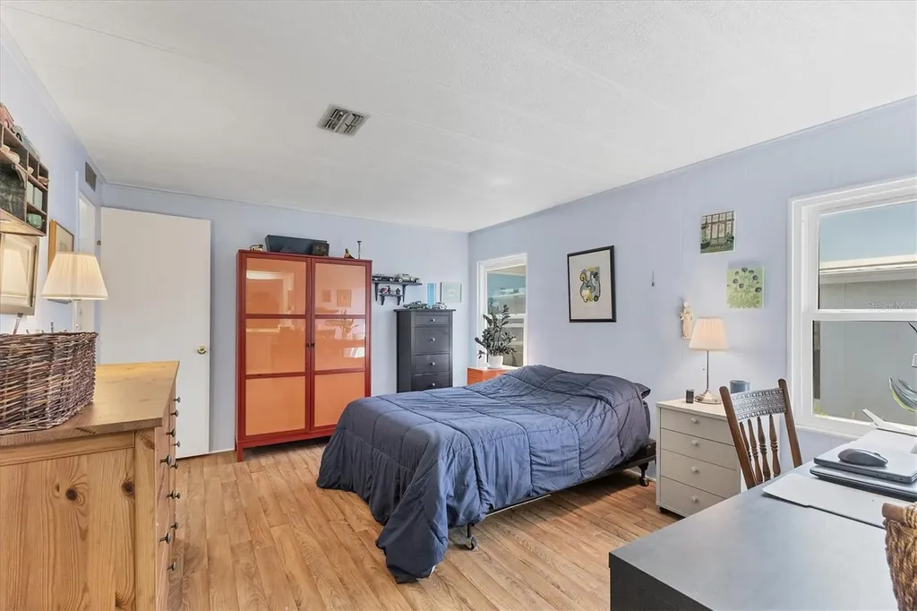 985 Jolanda Circle Venice FL 34285