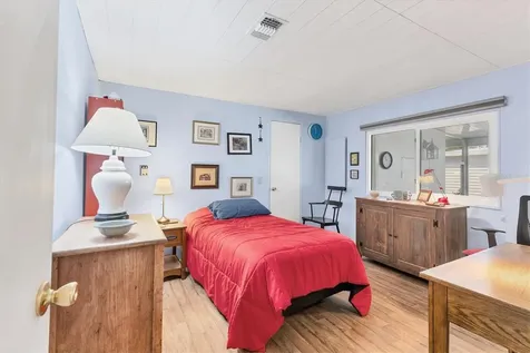 985 Jolanda Circle Venice FL 34285