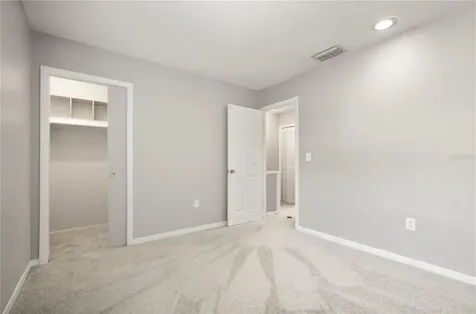 6114 Peregrine Avenue Orlando FL 32819