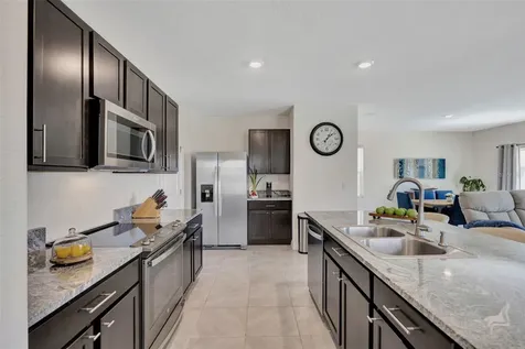5758 Hollingworth Trail Wesley Chapel FL 33545