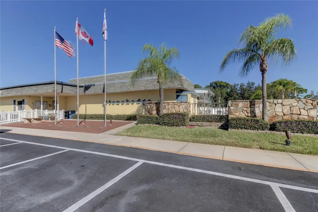 39820 Us Highway 19 N Tarpon Springs FL 34689