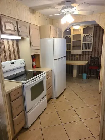 39820 Us Highway 19 N Tarpon Springs FL 34689