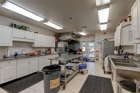 39820 Us Highway 19 N Tarpon Springs FL 34689