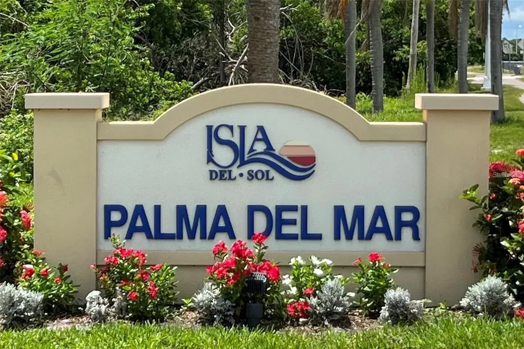 St Petersburg FL 33715