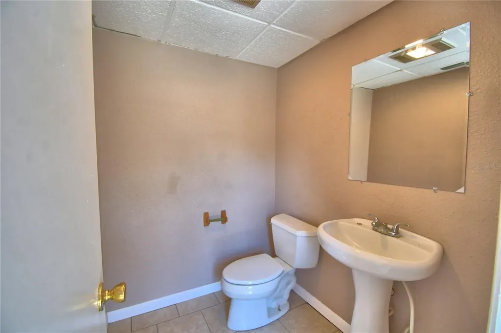 352 E Hwy 630 E Frostproof FL 33843