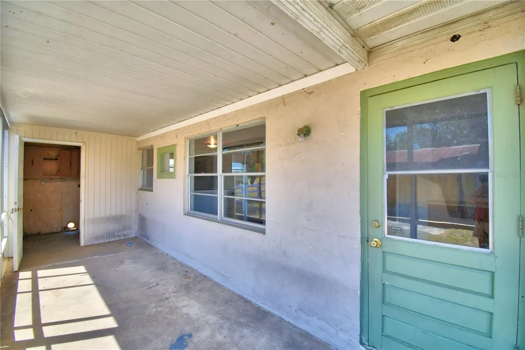 352 E Hwy 630 E Frostproof FL 33843
