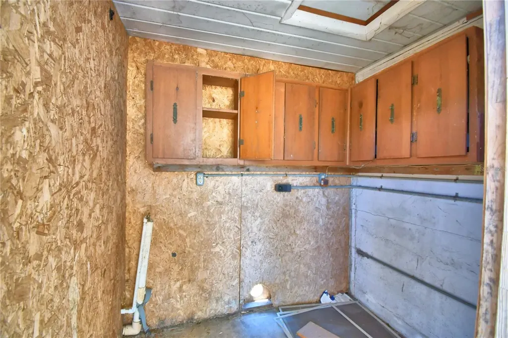 352 E Hwy 630 E Frostproof FL 33843