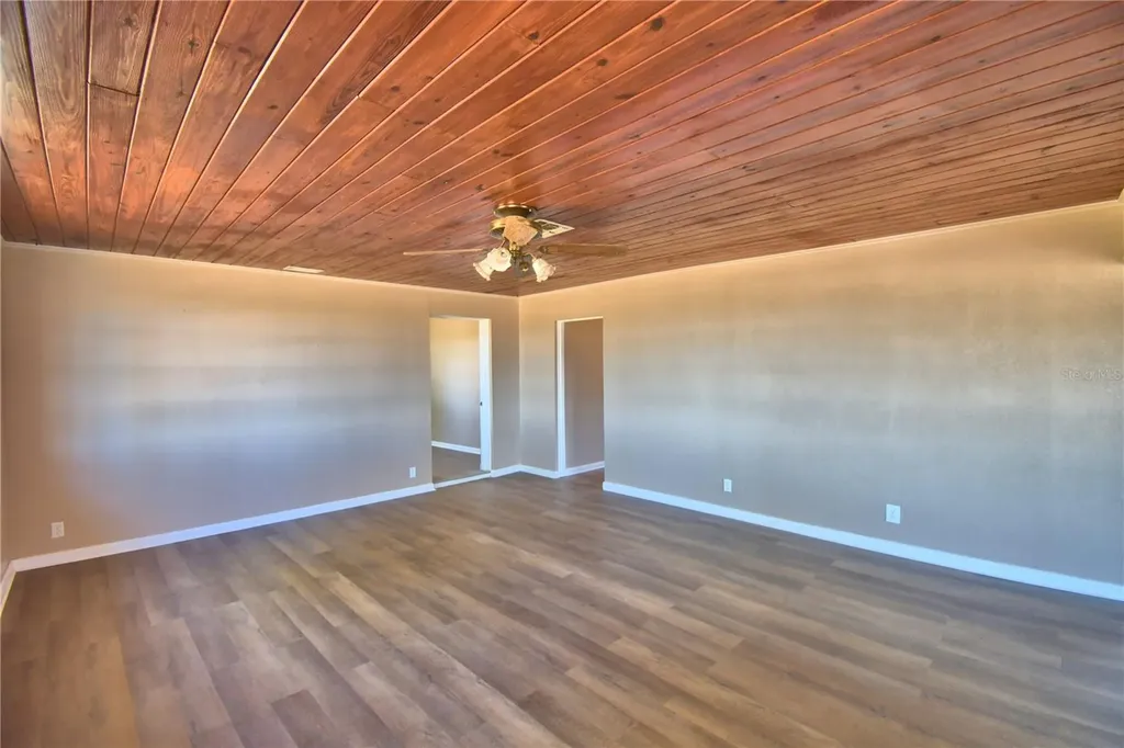 352 E Hwy 630 E Frostproof FL 33843