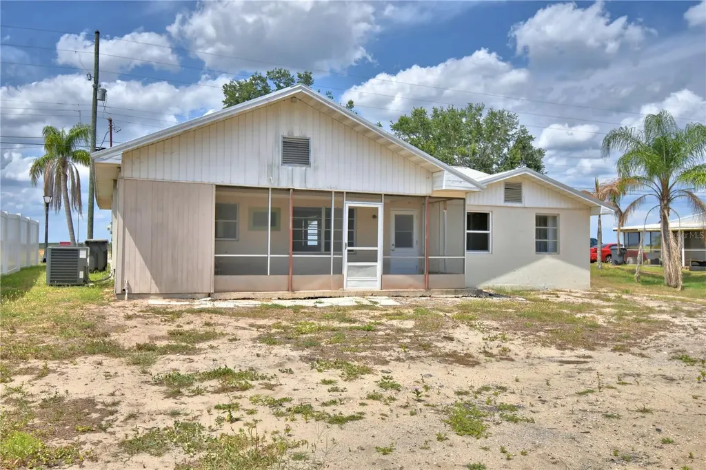 352 E Hwy 630 E Frostproof FL 33843