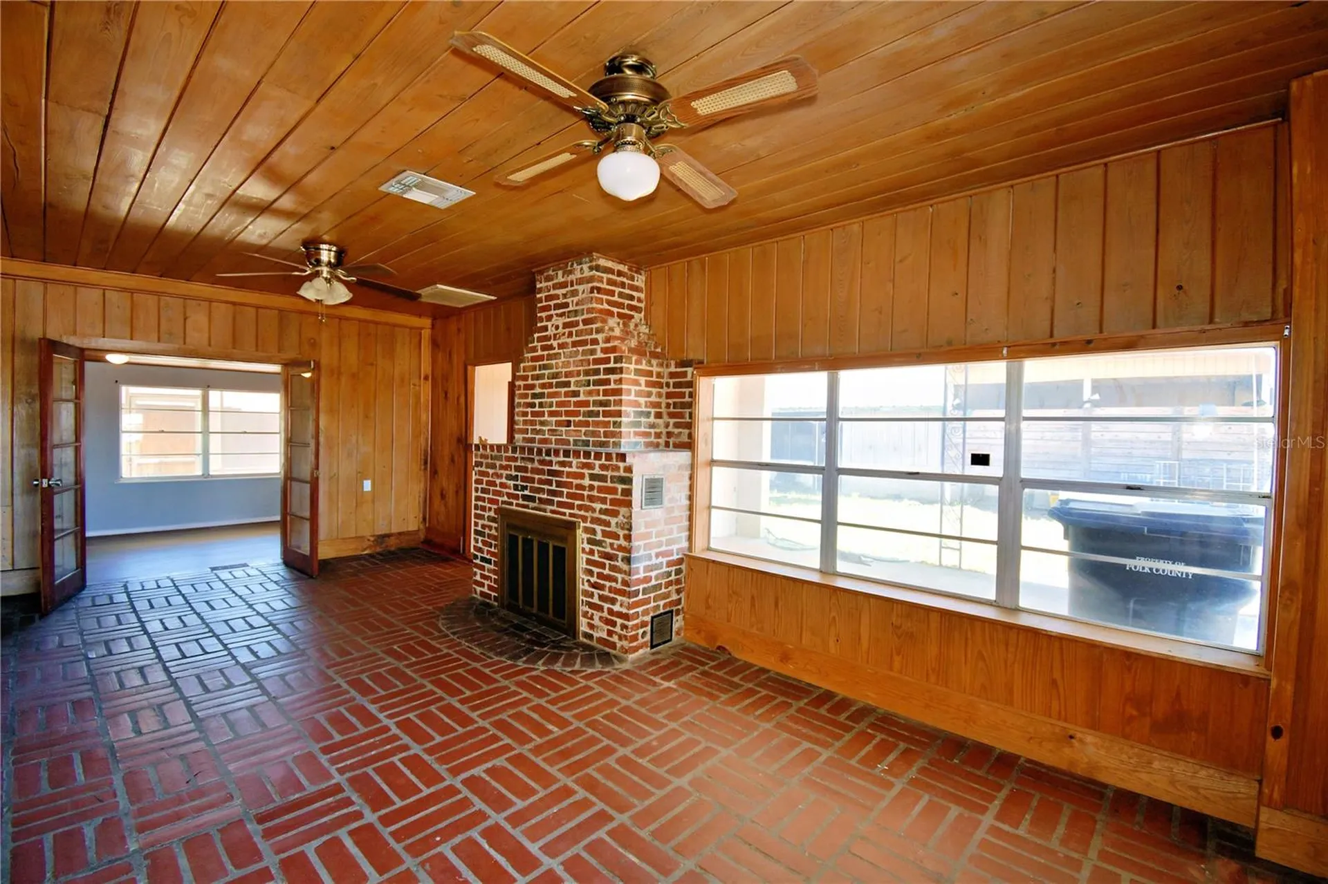 352 E Hwy 630 E Frostproof FL 33843