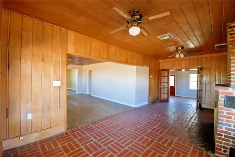 352 E Hwy 630 E Frostproof FL 33843