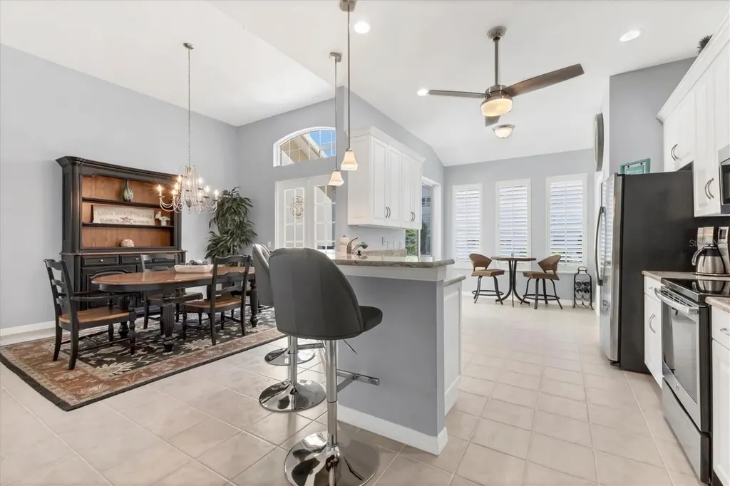 4358 Mirabella Circle Bradenton FL 34210