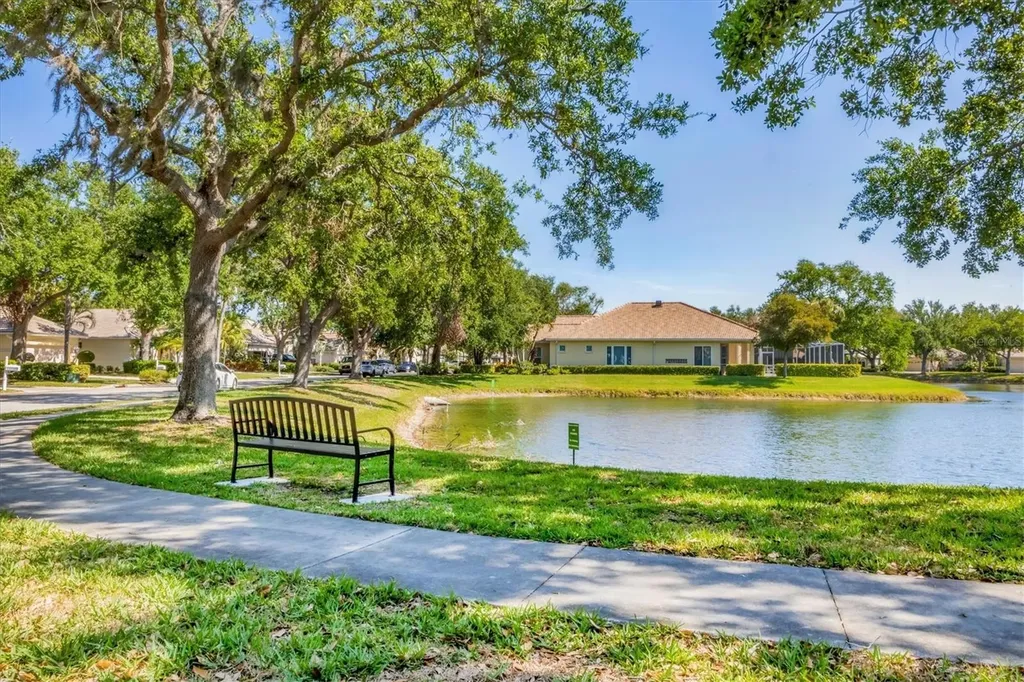 4358 Mirabella Circle Bradenton FL 34210